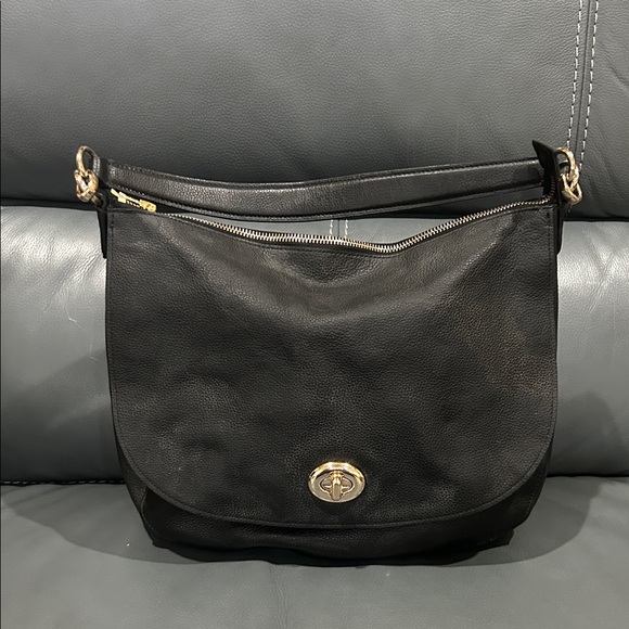 131 Coach Turlock Hobo  Bag - Picture 1 of 9